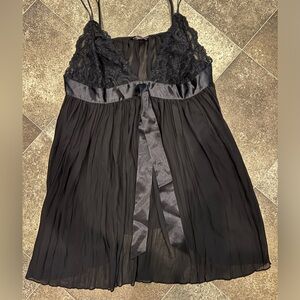Victoria's Secret Black Pleated Sheer Babydoll Satin Bow Lingerie Large
